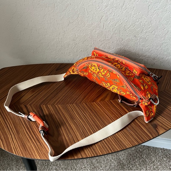 Loewe Paula's Ibiza Canvas Waist Bag - Picture 16 of 16